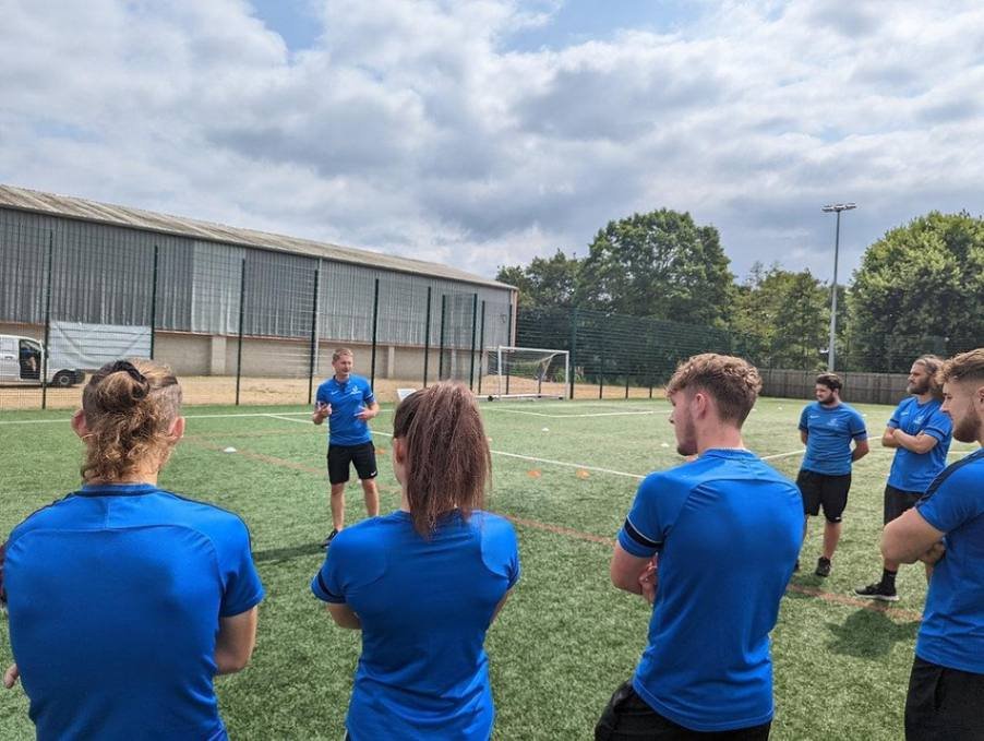 British football stadium with players, Trend weekly